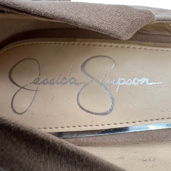 Jessica Simpson Venya Suede Totally Taupe Ankle Wrap Block Heels Size 9 Women's - Picture 2 of 10